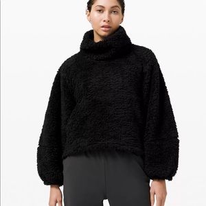 Lululemon black warm restore Sherpa pullover